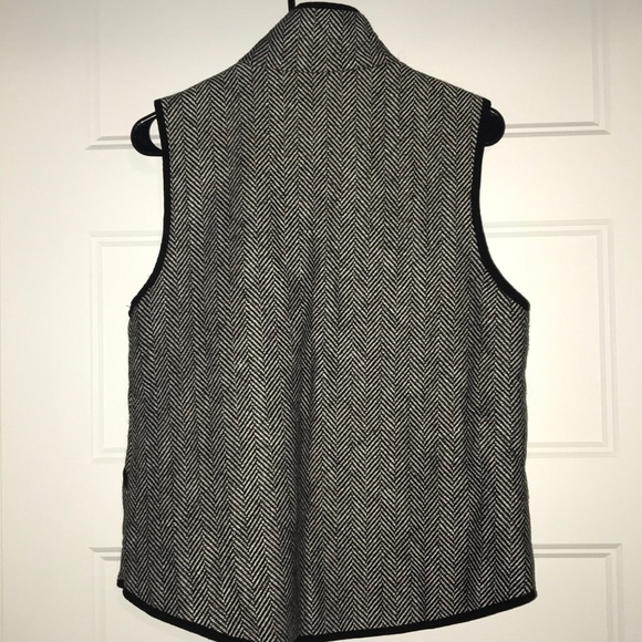 Vest - Picture 2 of 3